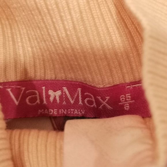 ValMax Girl's Blouse - Italian Made - Size 6 - Picture 2 of 3